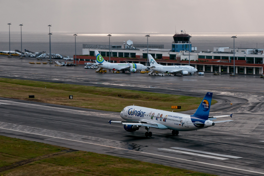 108_Santa Catarina - Aeroporto da Madeira.jpg